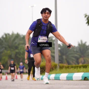 Runner Photo 7538280