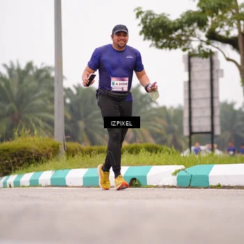 Runner Photo 7538306