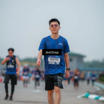 Runner Photo 7538367