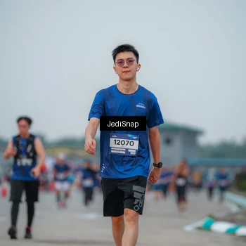 Runner Photo 7538377