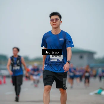 Runner Photo 7538380