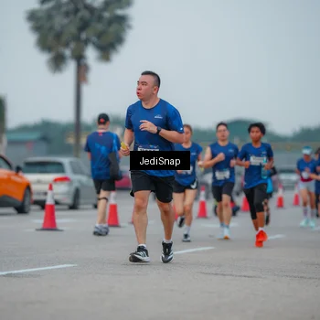 Runner Photo 7538409