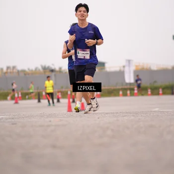 Runner Photo 7538423