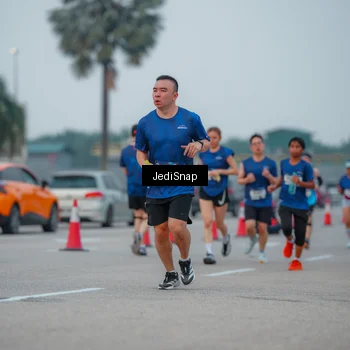 Runner Photo 7538425