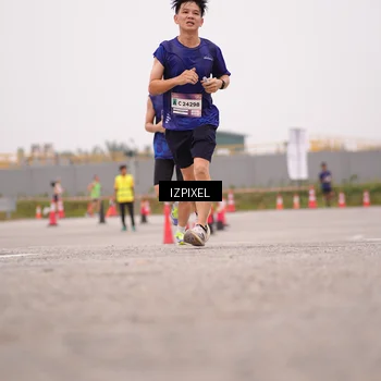 Runner Photo 7538429