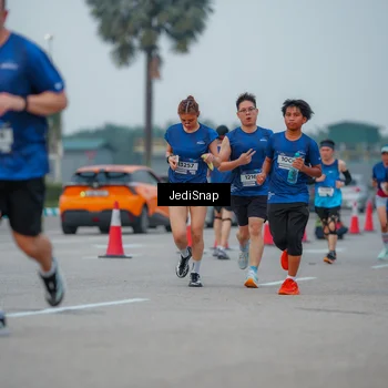 Runner Photo 7538439