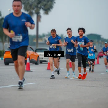 Runner Photo 7538440