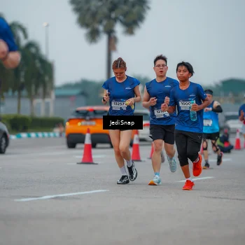 Runner Photo 7538454