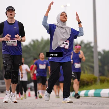 Runner Photo 7538459