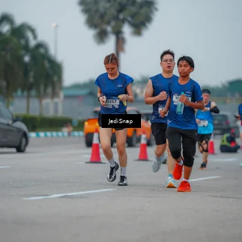 Runner Photo 7538460