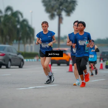 Runner Photo 7538464