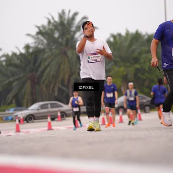 Runner Photo 7538478