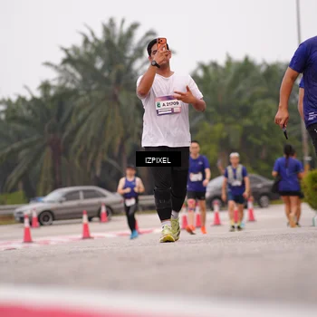 Runner Photo 7538479