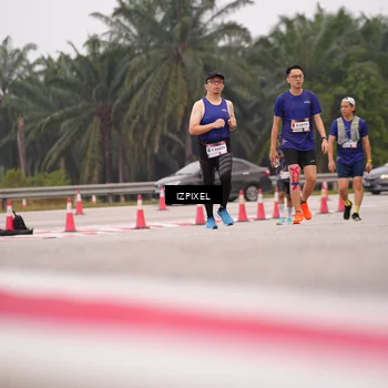 Runner Photo 7538486