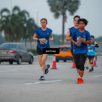 Runner Photo 7538488