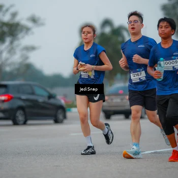 Runner Photo 7538490