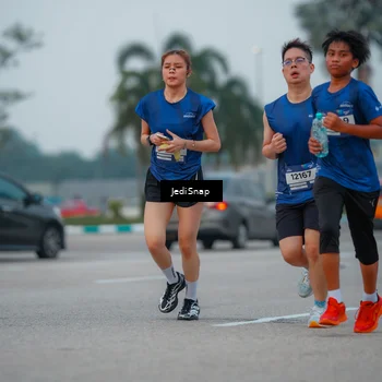 Runner Photo 7538491