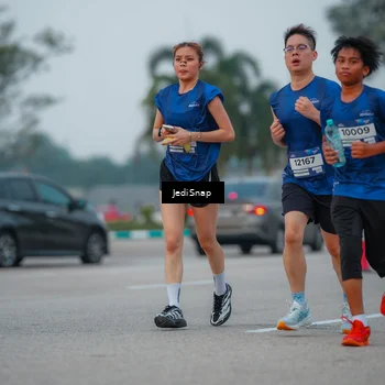 Runner Photo 7538492