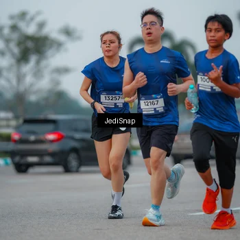 Runner Photo 7538528