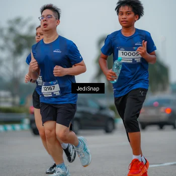 Runner Photo 7538547