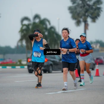 Runner Photo 7538571