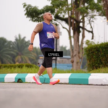 Runner Photo 7538575