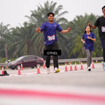 Runner Photo 7538605