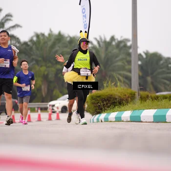 Runner Photo 7538647