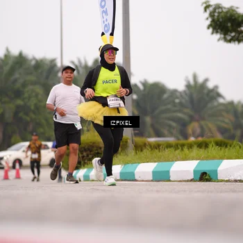 Runner Photo 7538651