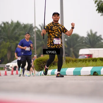 Runner Photo 7538674