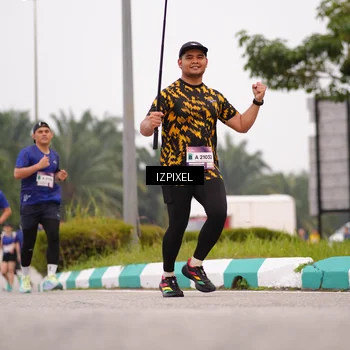 Runner Photo 7538678