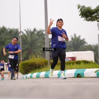 Runner Photo 7538685
