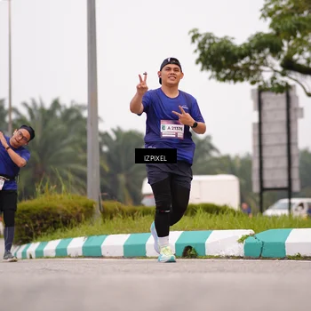 Runner Photo 7538687