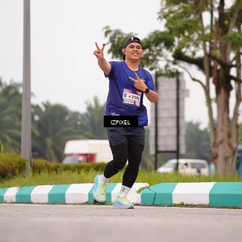 Runner Photo 7538689
