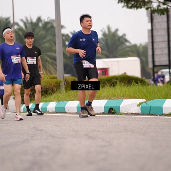 Runner Photo 7538745