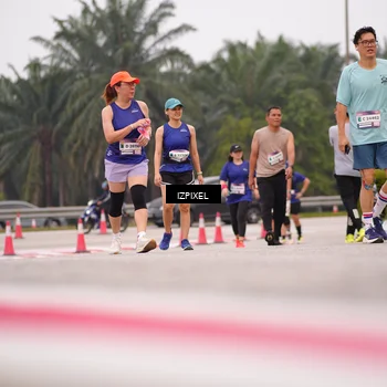 Runner Photo 7538801