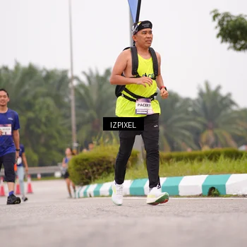 Runner Photo 7538885