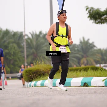 Runner Photo 7538888