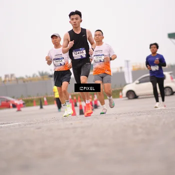 Runner Photo 7538914