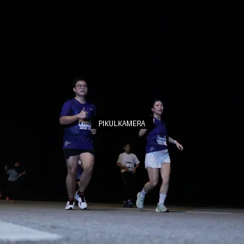 Runner Photo 7538975