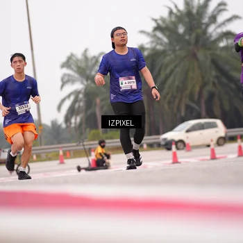 Runner Photo 7539001