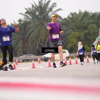 Runner Photo 7539002