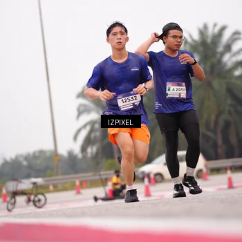 Runner Photo 7539003