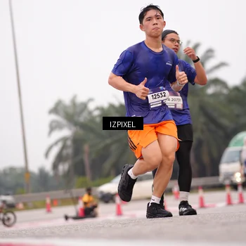 Runner Photo 7539010