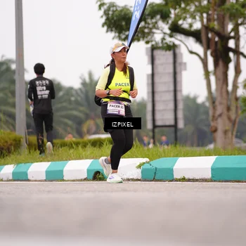 Runner Photo 7539019