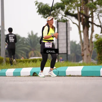 Runner Photo 7539020