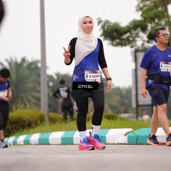 Runner Photo 7539035
