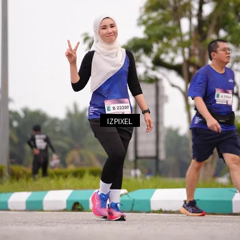 Runner Photo 7539039