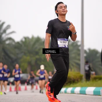 Runner Photo 7539051