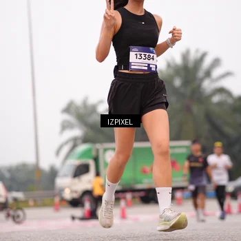 Runner Photo 7539093